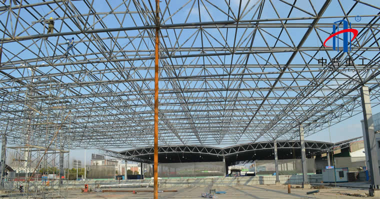 湖北省大型大跨度網架鋼結構廠房工程，網架